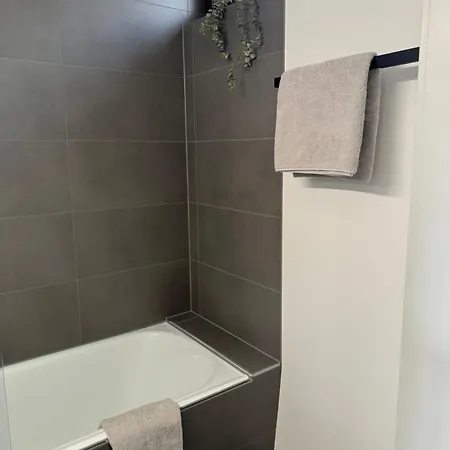 Lägenhet Isaak Sonnenklang *